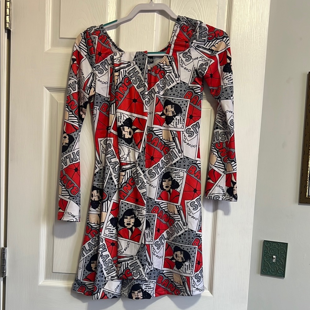 Graphic Print Long Sleeve Dress